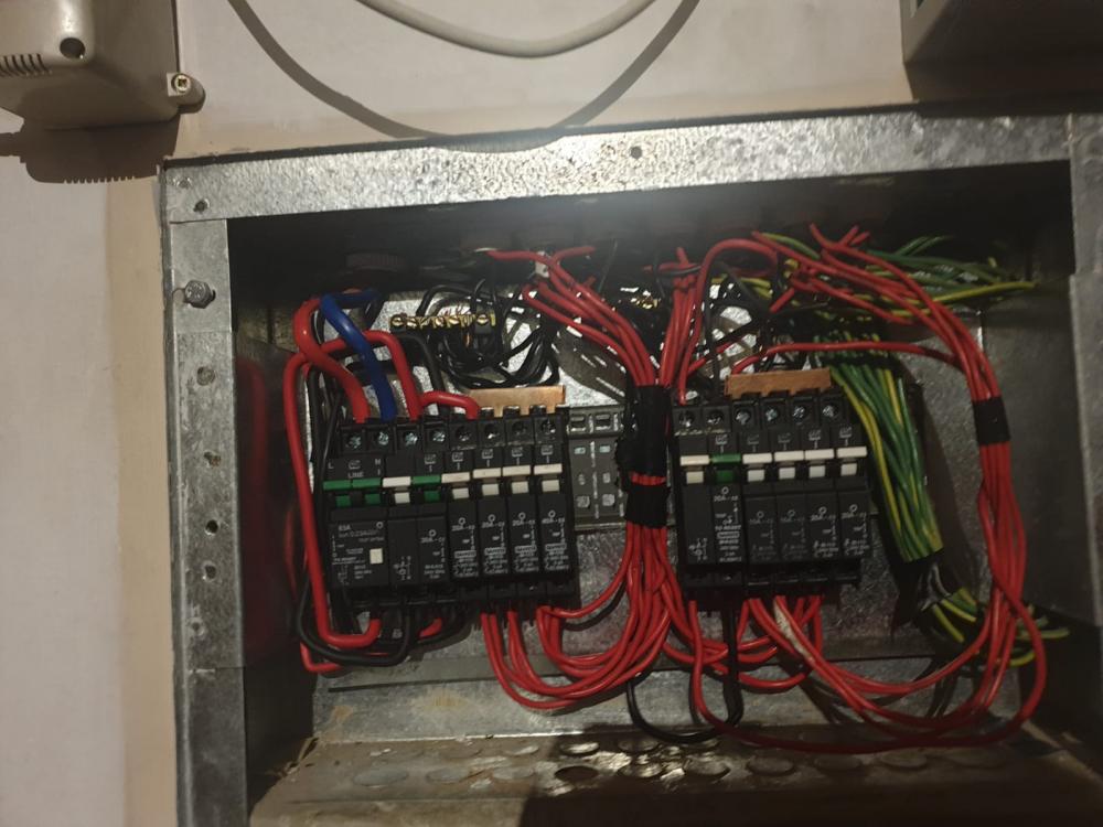 cottedge.thumb.jpg.1c1f20cf781cfc49bc8ae430399e6001.jpg