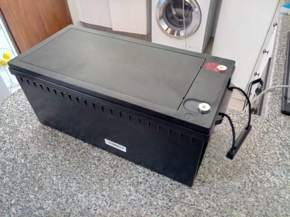 GEN2 12.8V 230Ah LiFePO4 Battery.jpg